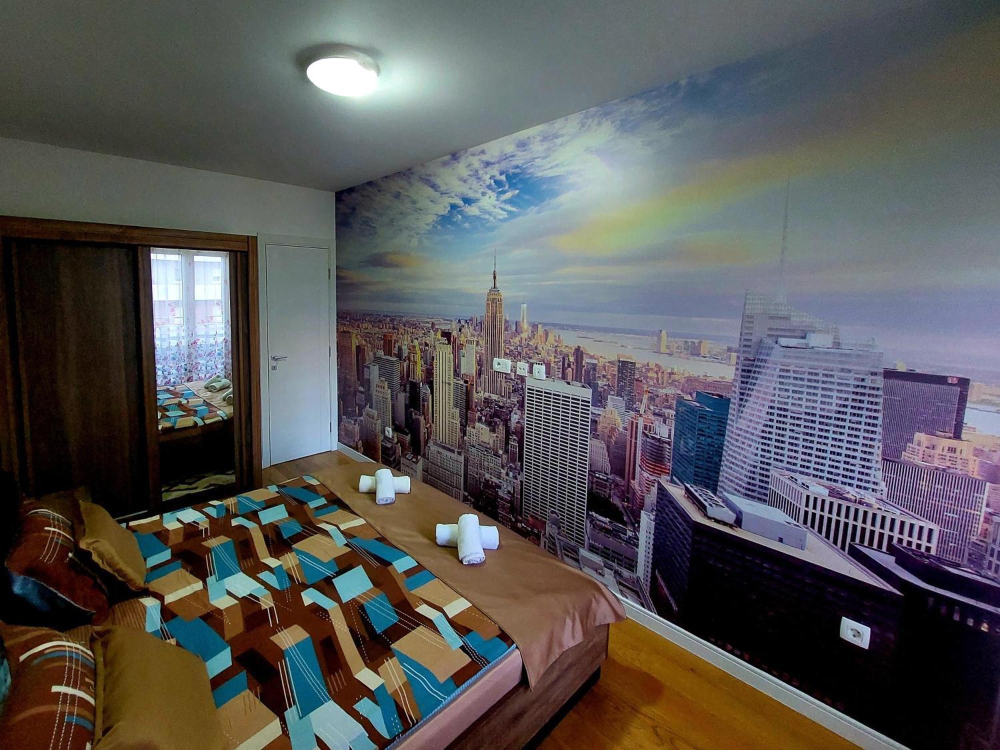 New York - Central Point พอดโกริกา ภายนอก รูปภาพ